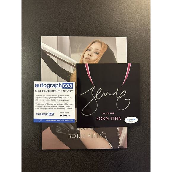 SIGNED JENNIE Blackpink - Born Pink CD Insert Autographed COA ACOA Cert #SC20231 - Picture 1 of 2